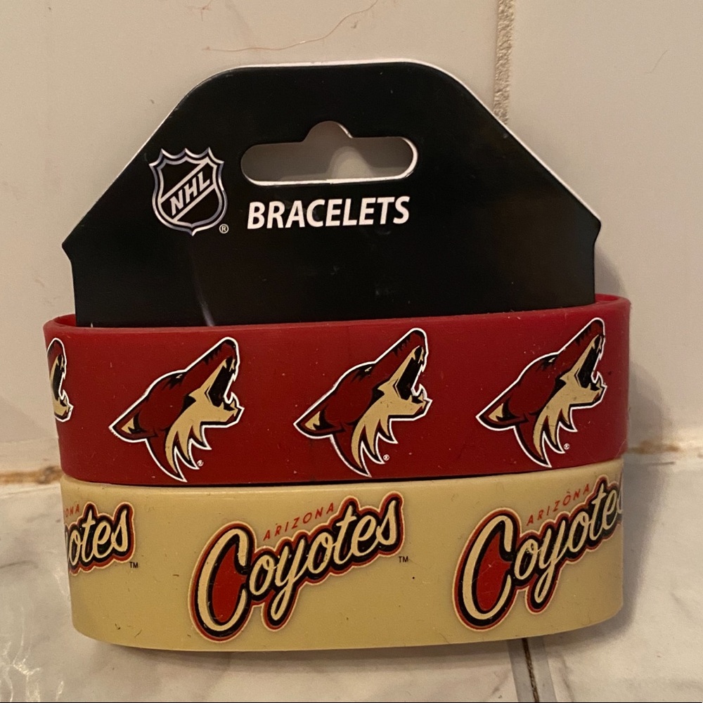 Arizona Coyotes NHL Hockey bracelets 🏒 new✨
